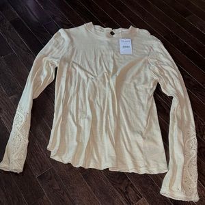 Long sleeve shirt